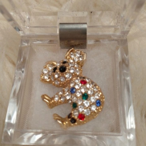 Vintage Koala Bear Pave Rhinestone Gold Tone Brooch Pin - Picture 4 of 5